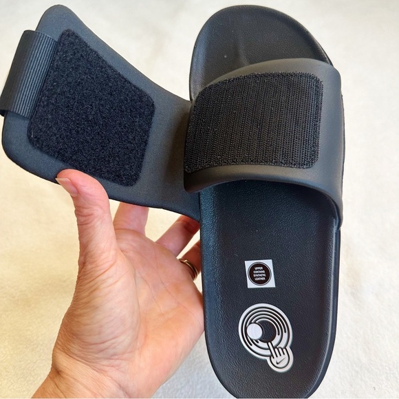 Nike NEW in BOX OffCourt Women’s Adjust Slide Black White, size 10 - Picture 12 of 16